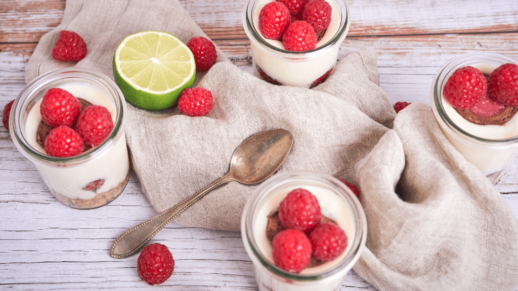 Kuchen im Glas mit Seidentofu