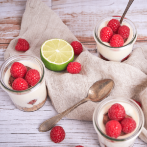 Kuchen im Glas mit Seidentofu